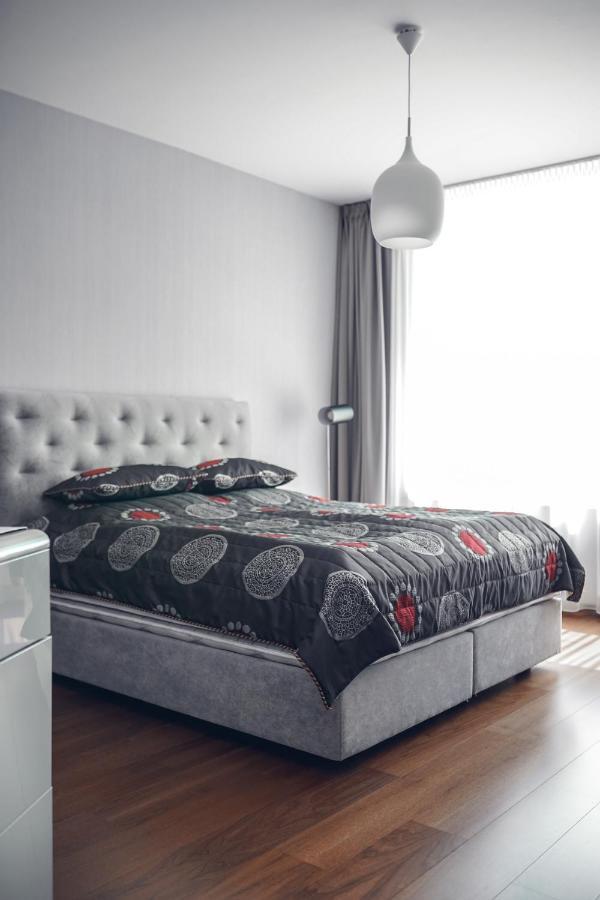 Voir Apartment Братислава Экстерьер фото