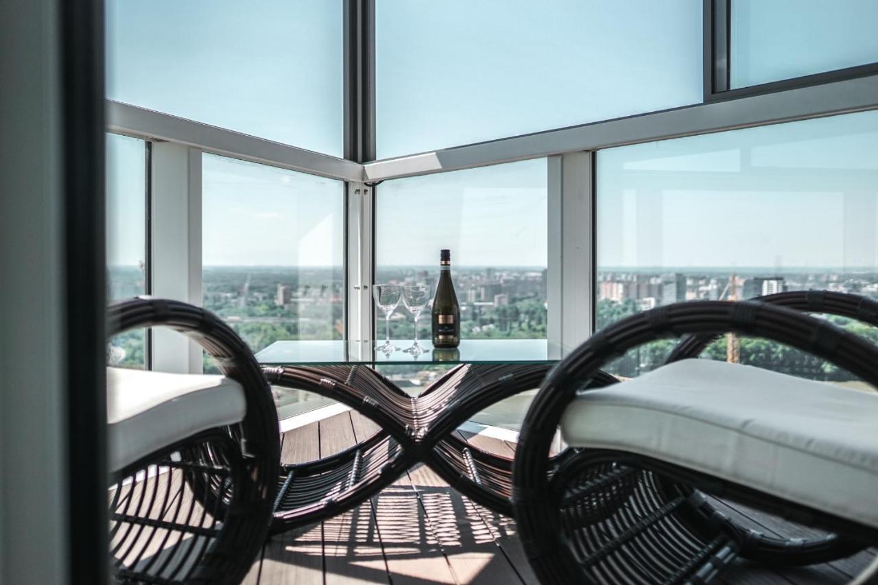 Voir Apartment Братислава Экстерьер фото